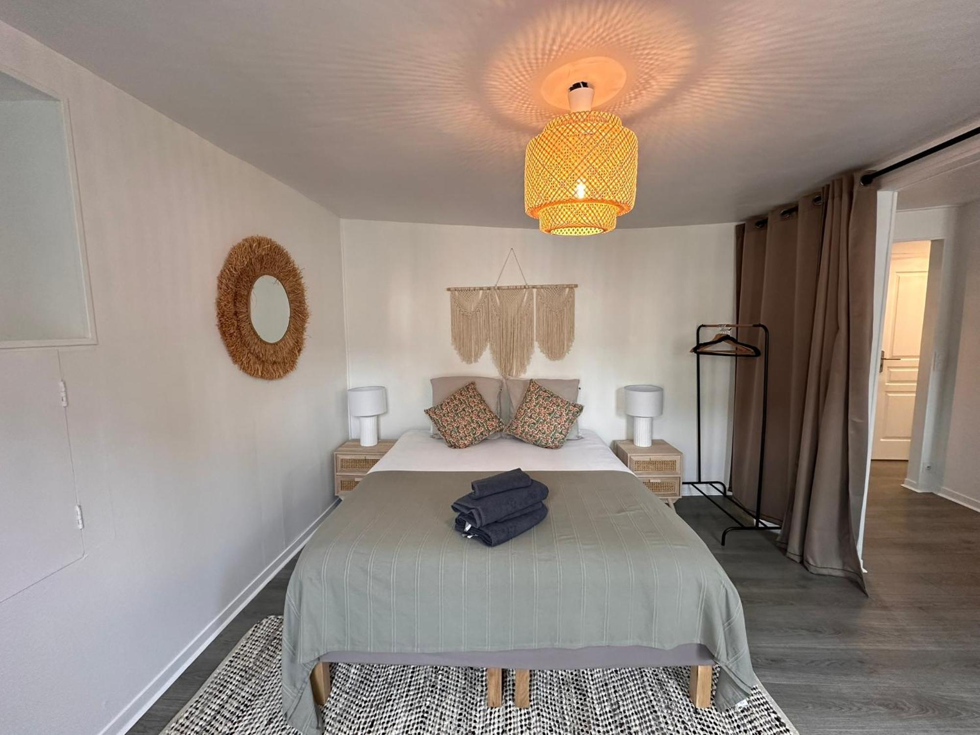 Large Apartment In City Center Honfleur Ngoại thất bức ảnh